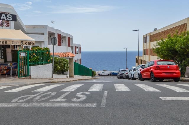 1 soveværelse Lejlighed til leje i San Bartolomé de Tirajana med swimmingpool - € 950 (Ref: 10129698)