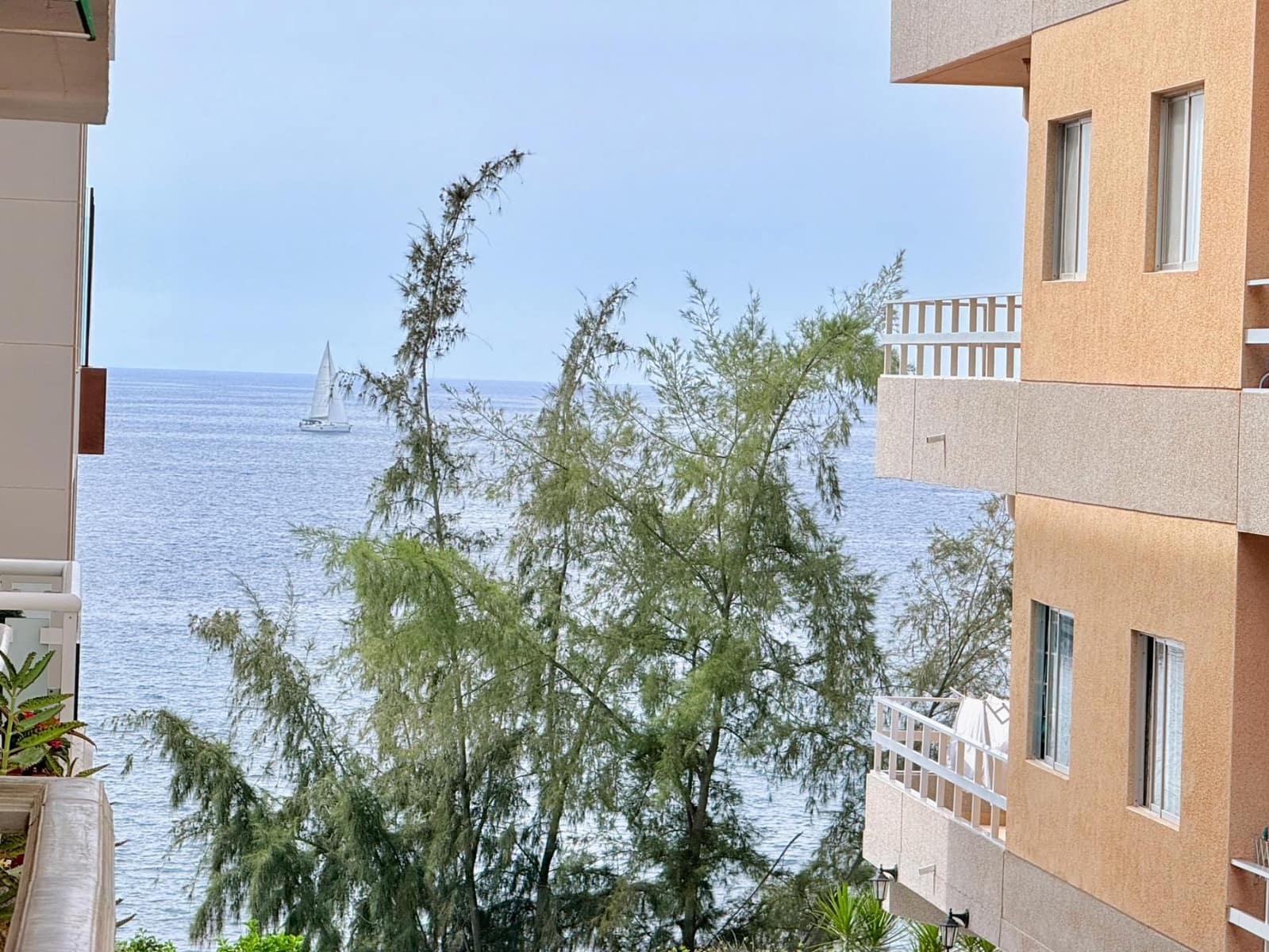 1 makuuhuone Huoneisto vuokrattavana paikassa Mogan - 1 100 € (Ref: 10180741)