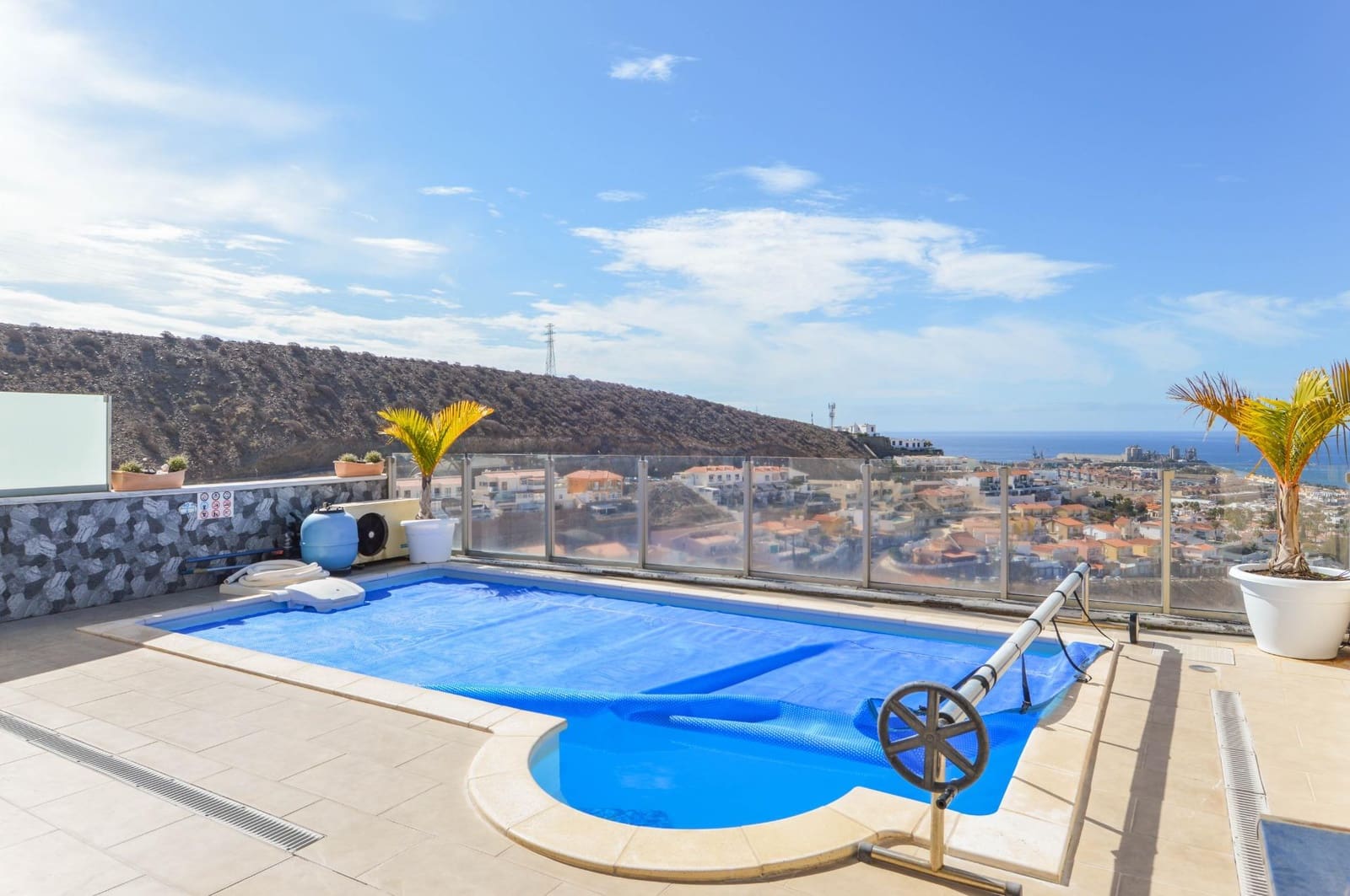 3 bedroom Apartment for sale in Mogan with pool - € 499,000 (Ref: 7977264)