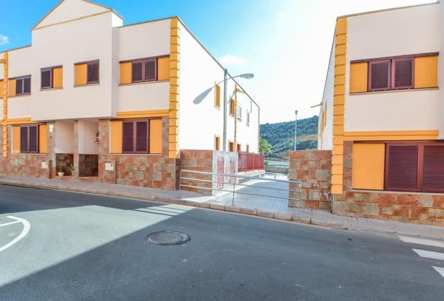 Autotalli myytävänä paikassa Mogán - 15 000 € (Ref: 7984539)