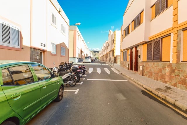 Autotalli myytävänä paikassa Mogán - 15 000 € (Ref: 7984539)