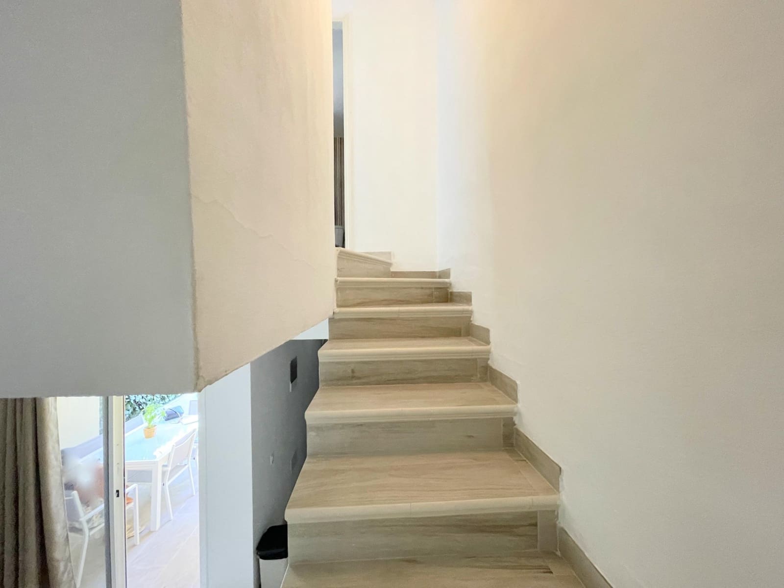 1 Zimmer Apartment zu vermieten in Sonneland mit Pool - 1.200 € (Ref: 8038079)