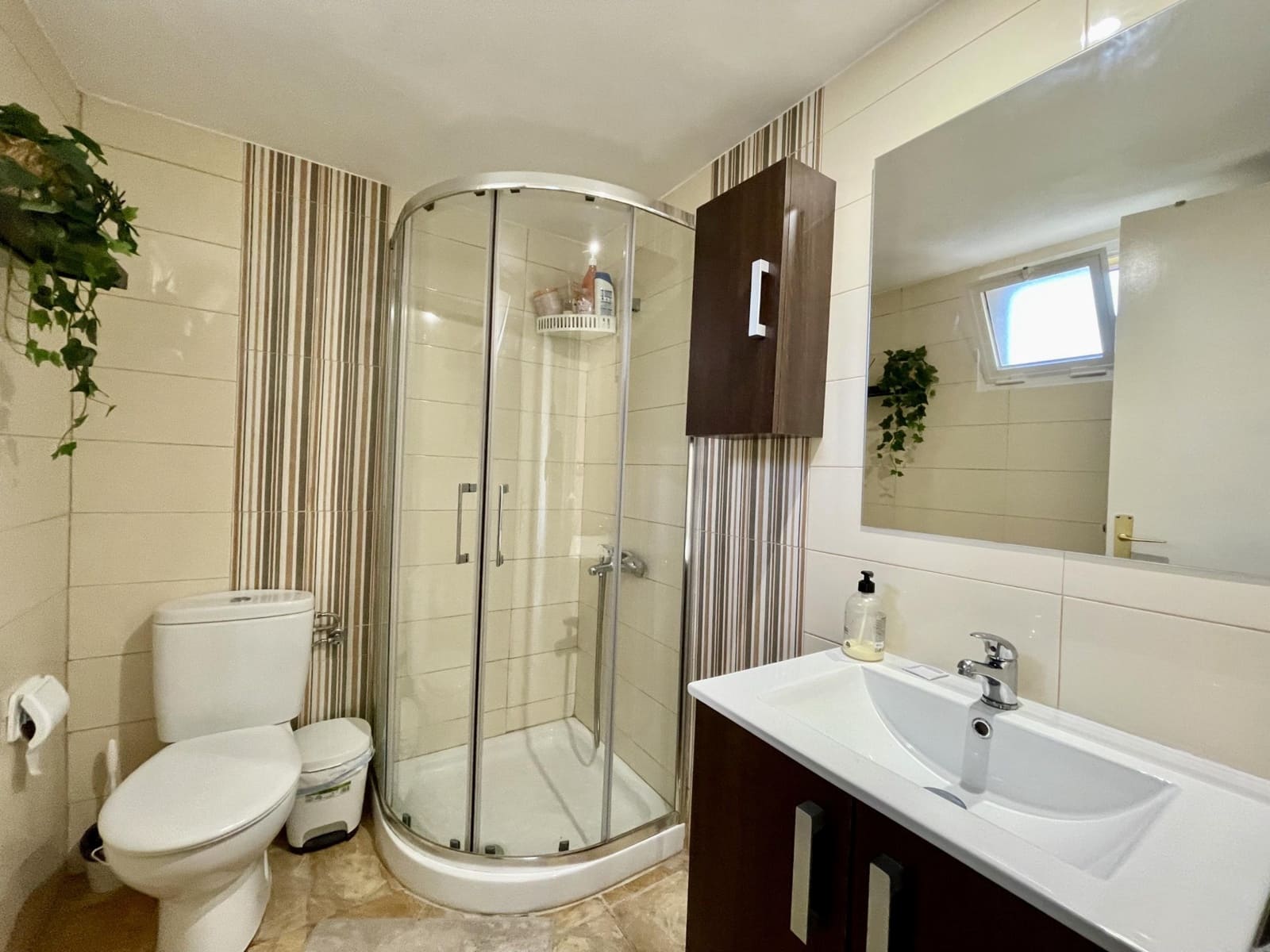 1 Zimmer Apartment zu vermieten in Sonneland mit Pool - 1.200 € (Ref: 8038079)