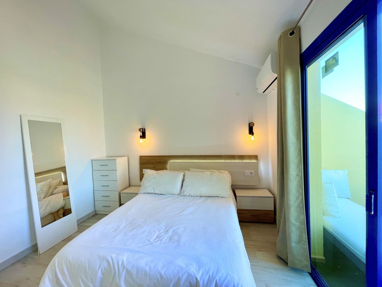 1 Zimmer Apartment zu vermieten in Sonneland mit Pool - 1.200 € (Ref: 8038079)