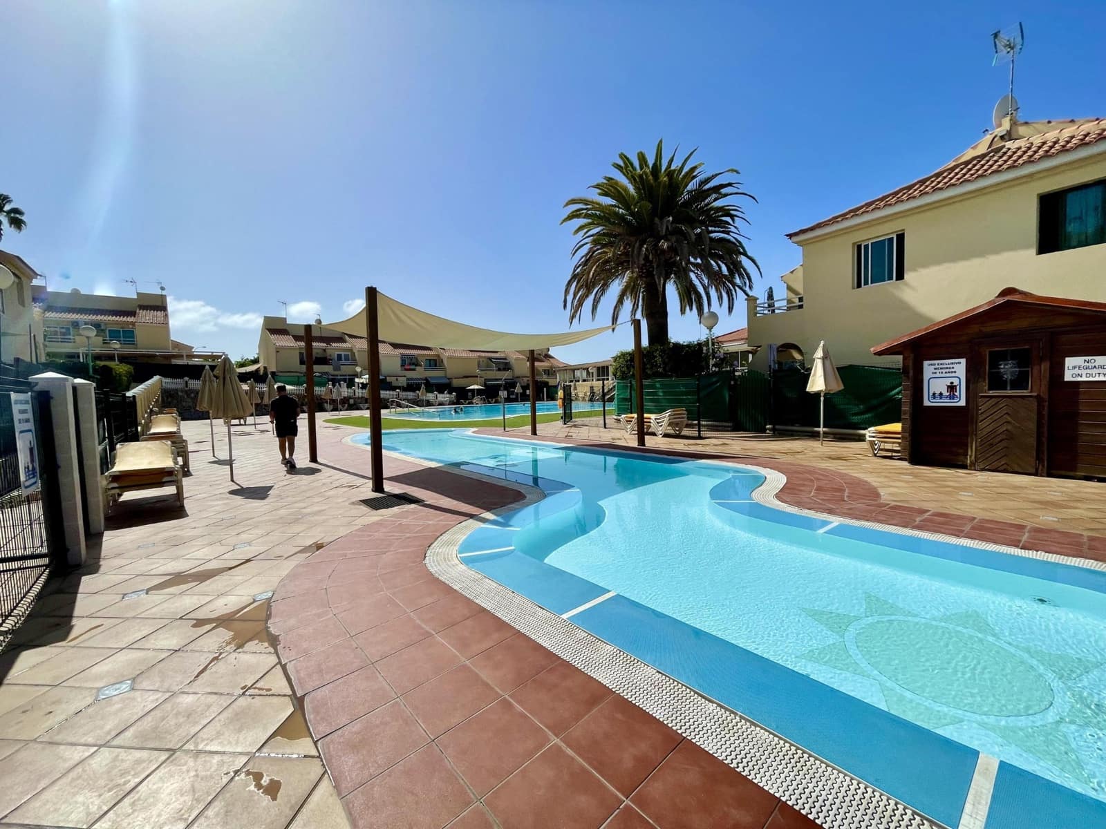 1 Zimmer Apartment zu vermieten in Sonneland mit Pool - 1.200 € (Ref: 8038079)