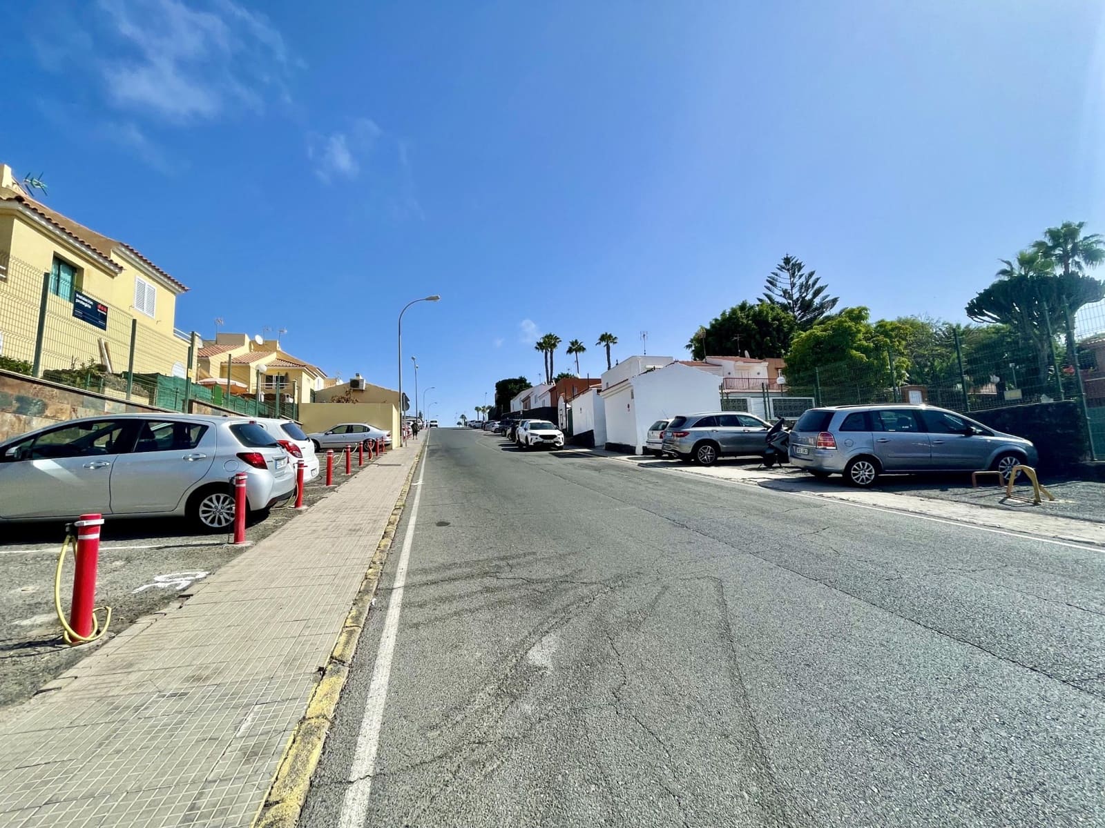 1 Zimmer Apartment zu vermieten in Sonneland mit Pool - 1.200 € (Ref: 8038079)