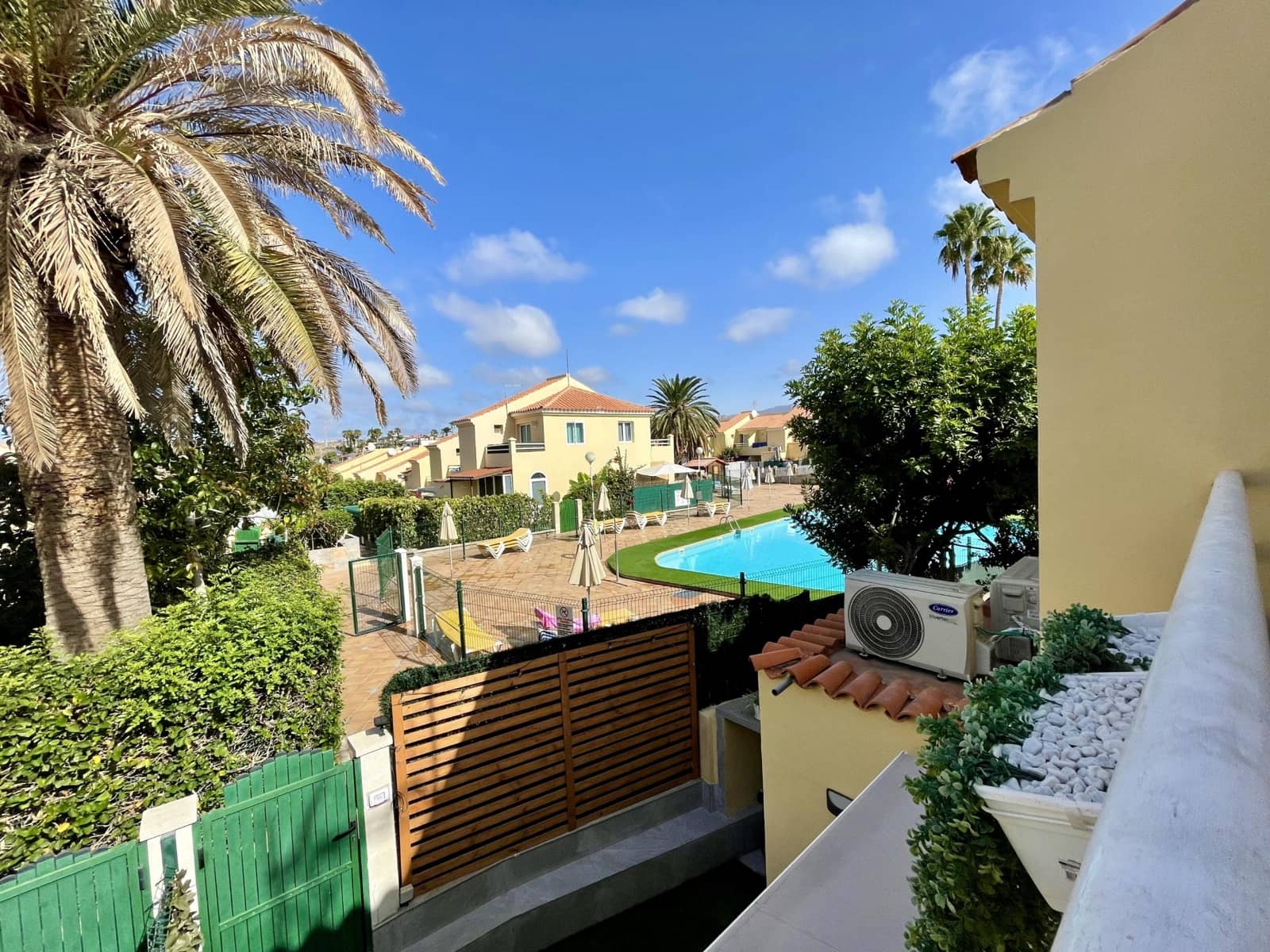 1 Zimmer Apartment zu vermieten in Sonneland mit Pool - 1.200 € (Ref: 8038079)