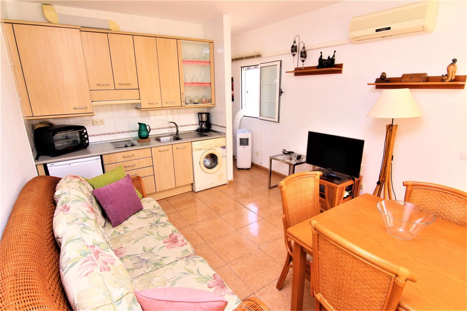 Apartamento de 1 habitación en Mogán en alquiler con piscina - 950 € (Ref: 8063242)