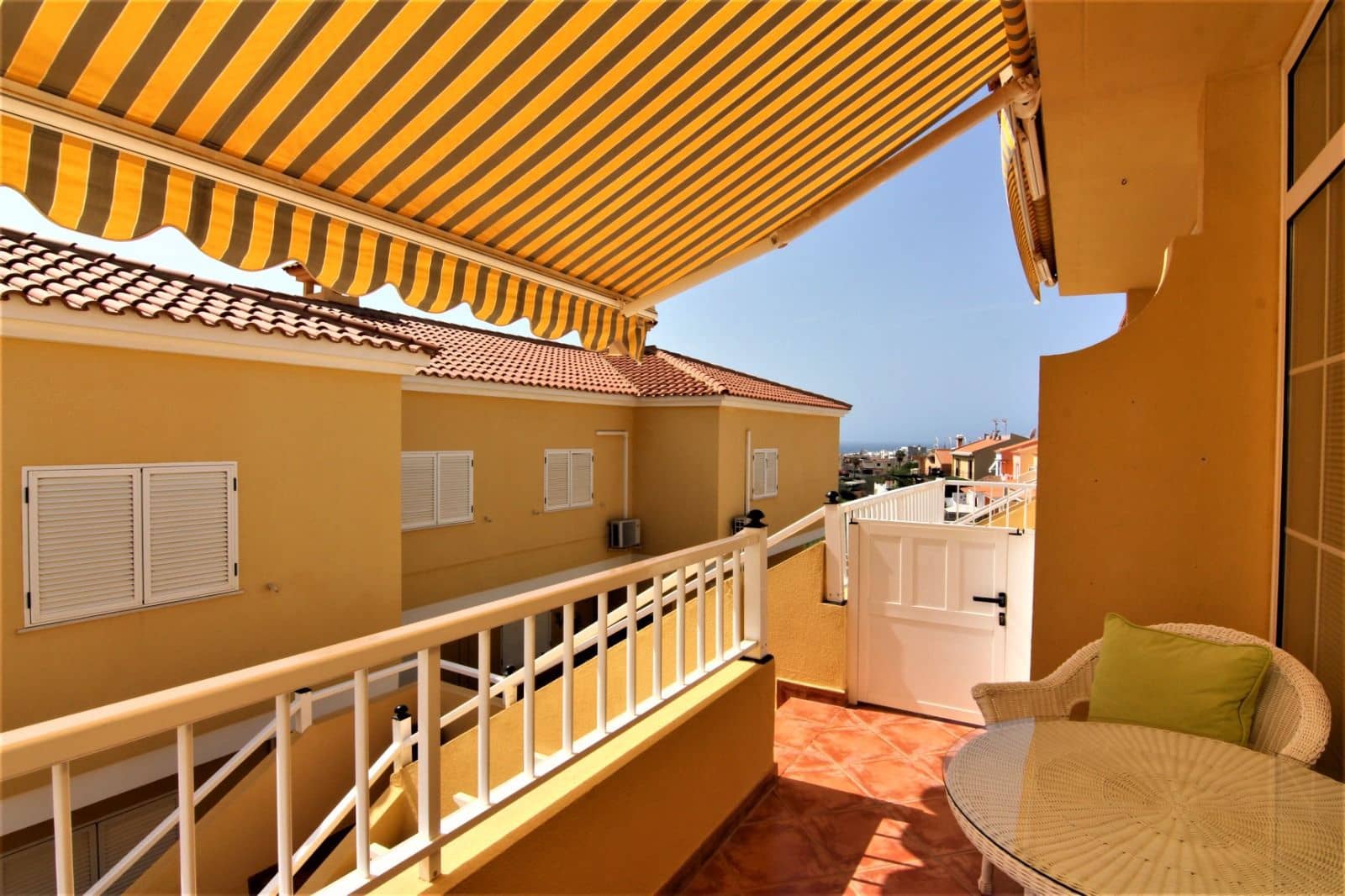 1 bedroom Apartment for rent in Mogan with pool garage - € 1,050 (Ref: 8063242)