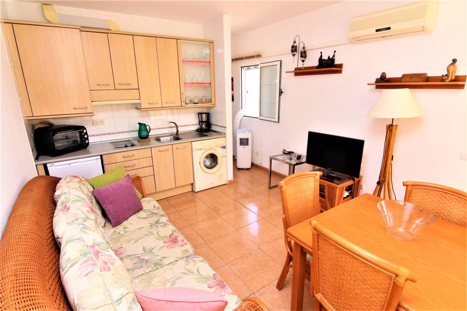 1 bedroom Apartment for rent in Mogan with pool garage - € 1,050 (Ref: 8063242)