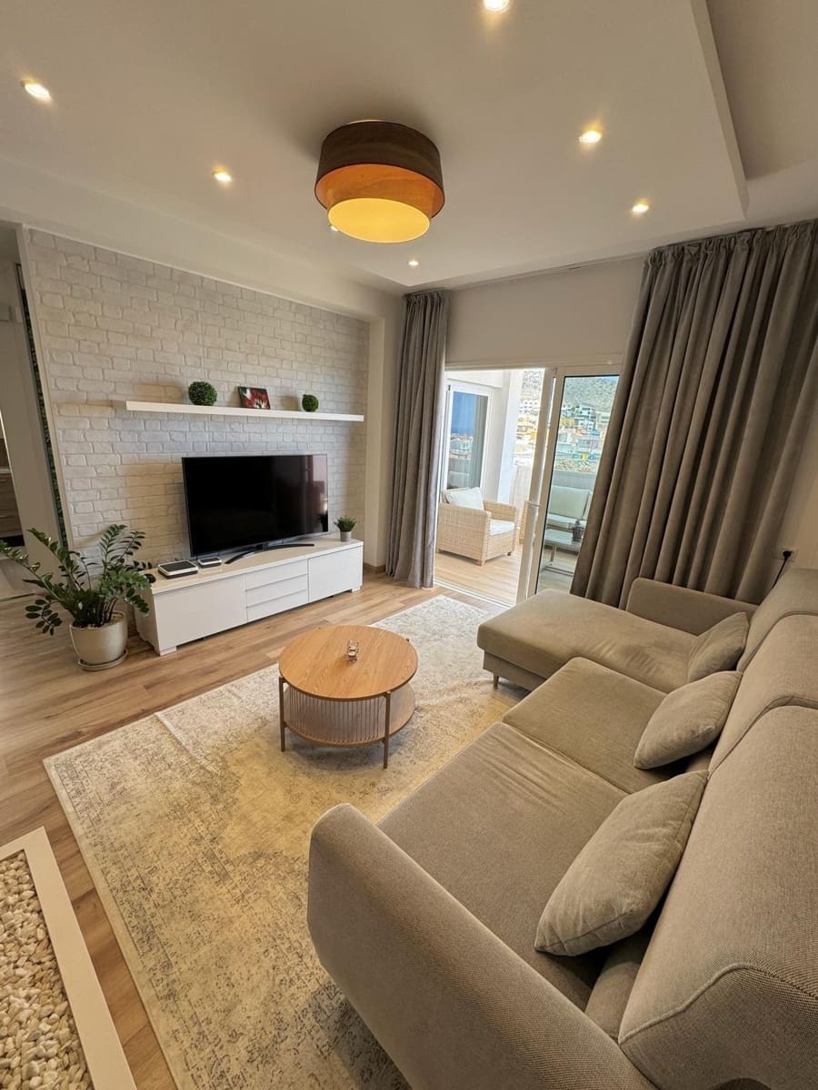 3 bedroom Apartment for sale in Patalavaca with pool - € 469,000 (Ref: 8216552)