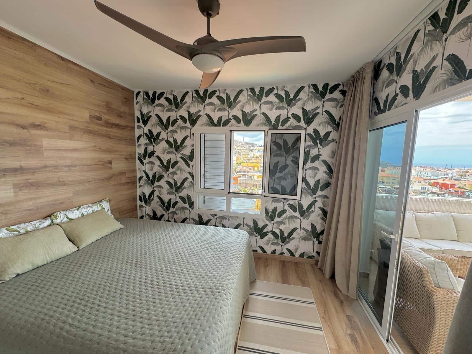 3 bedroom Apartment for sale in Patalavaca with pool - € 469,000 (Ref: 8216552)