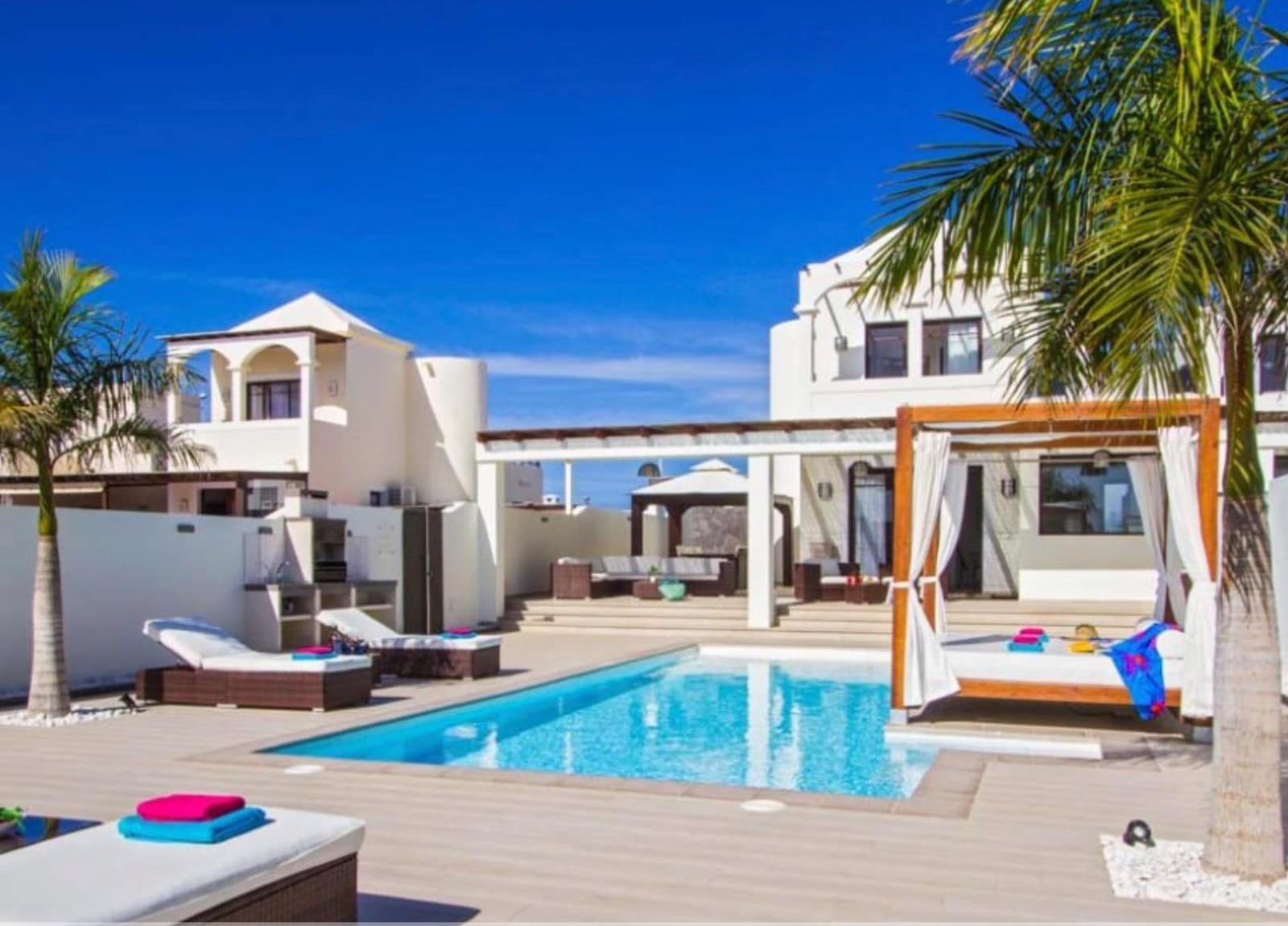 3 soverom Villa til salgs i Playa Blanca med svømmebasseng - € 597 400 (Ref: 8423462)