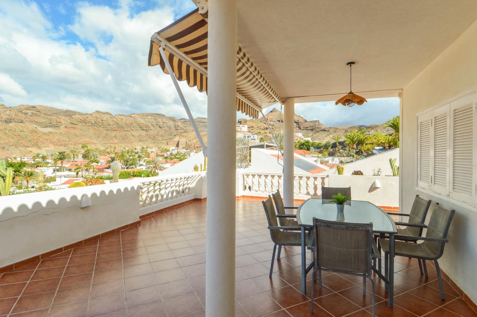 5 Zimmer Villa zu verkaufen in Mogan mit Pool Garage - 795.000 € (Ref: 8757932)