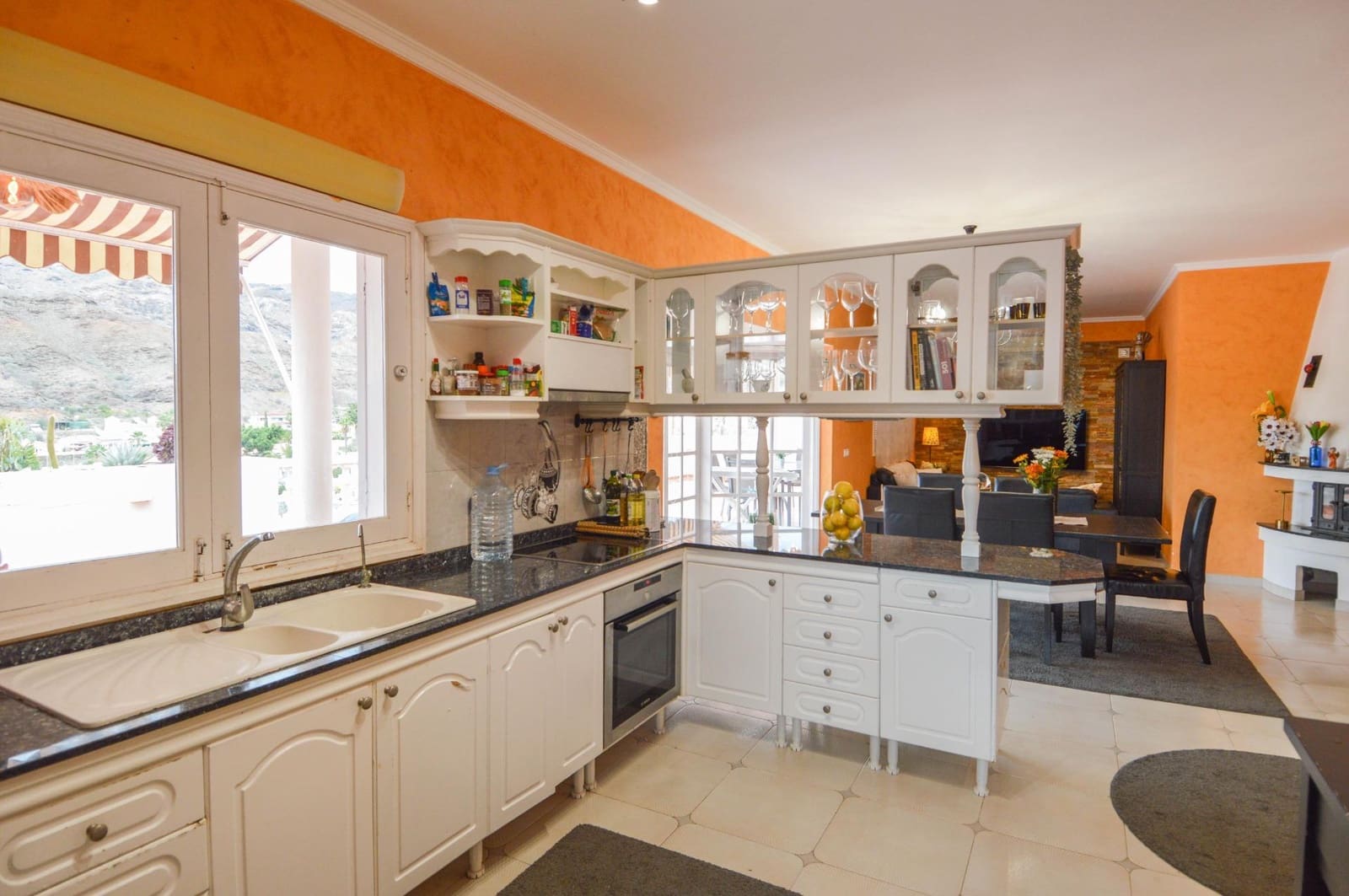 5 Zimmer Villa zu verkaufen in Mogan mit Pool Garage - 795.000 € (Ref: 8757932)