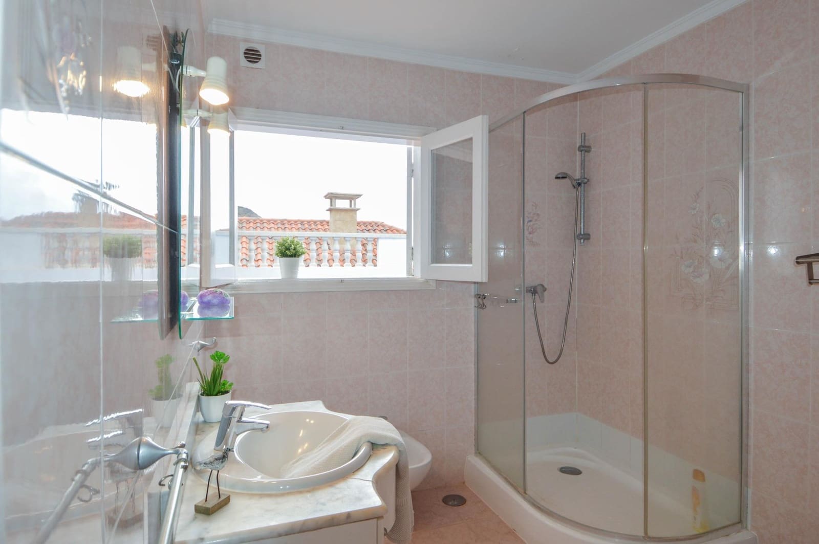 5 Zimmer Villa zu verkaufen in Mogan mit Pool Garage - 795.000 € (Ref: 8757932)