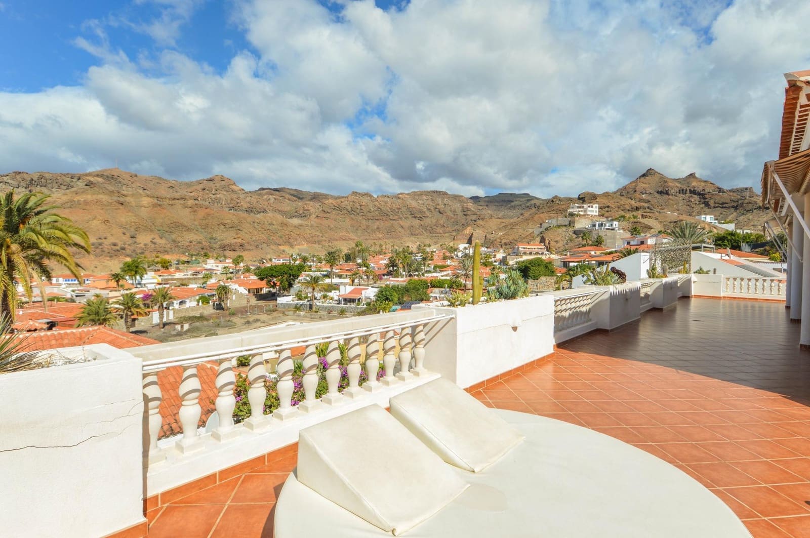 5 Zimmer Villa zu verkaufen in Mogan mit Pool Garage - 795.000 € (Ref: 8757932)