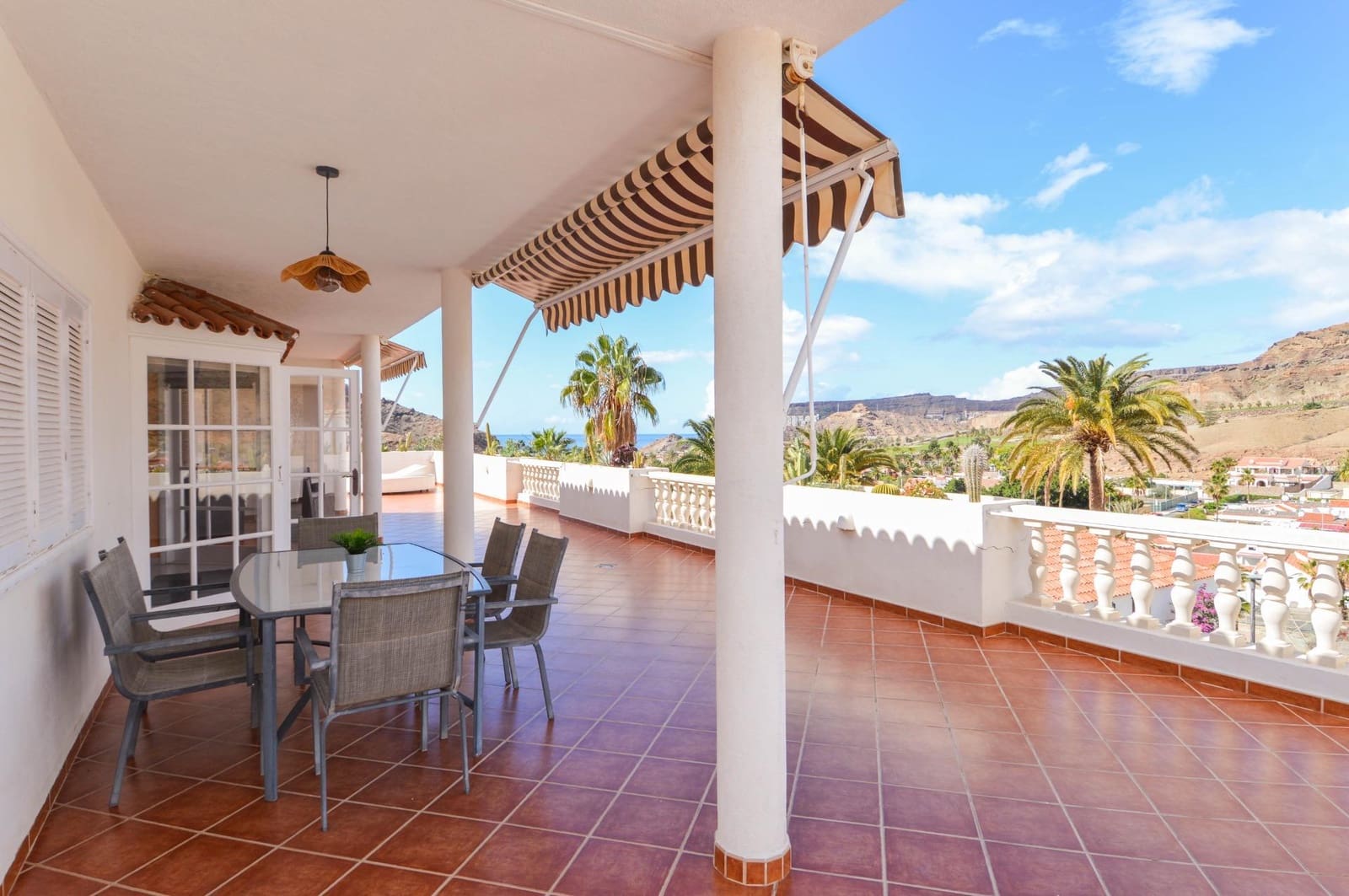 5 Zimmer Villa zu verkaufen in Mogan mit Pool Garage - 795.000 € (Ref: 8757932)