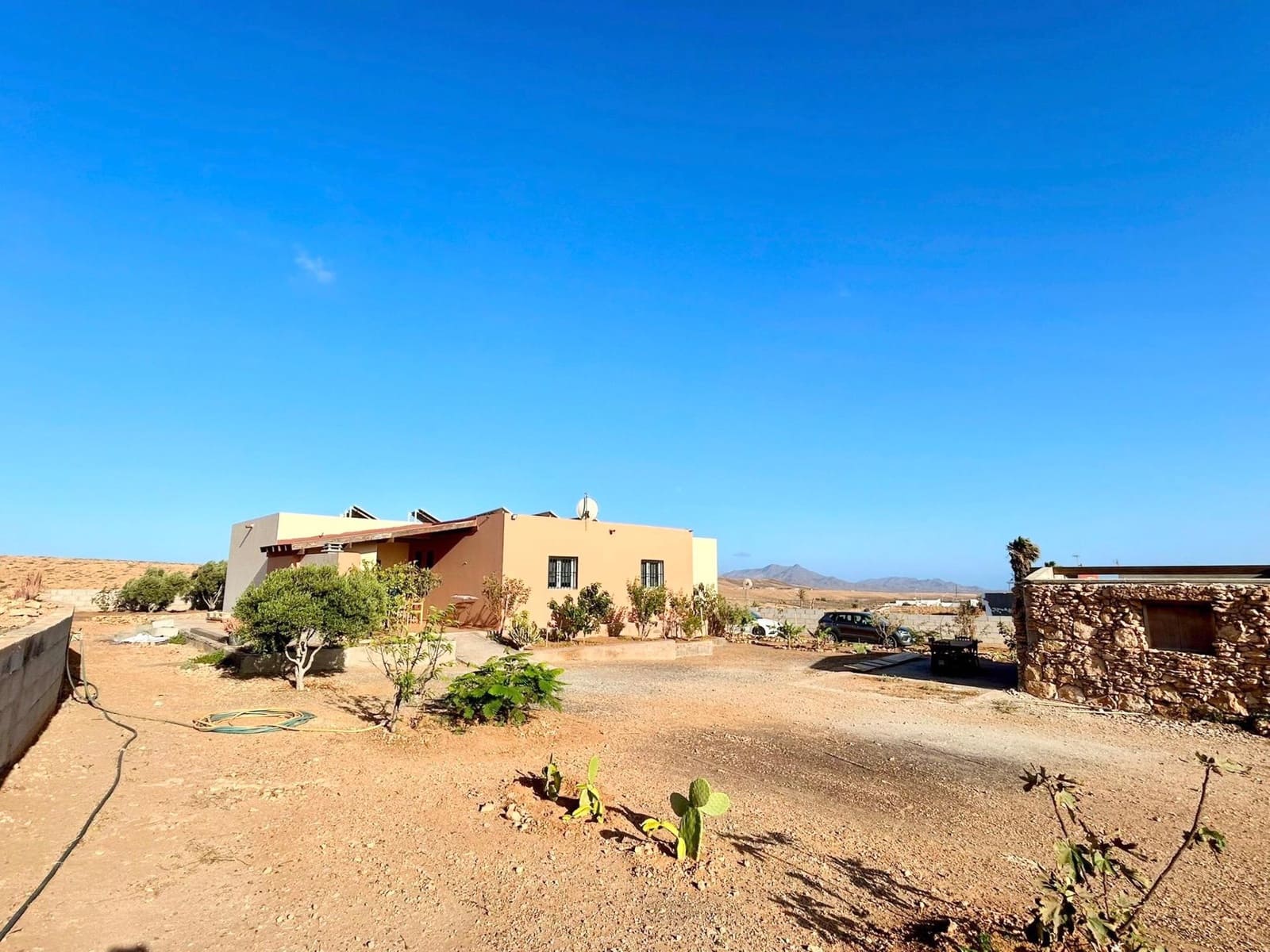 3 makuuhuone Maalaistalo myytävänä paikassa Tuineje - 425 000 € (Ref: 9602784)