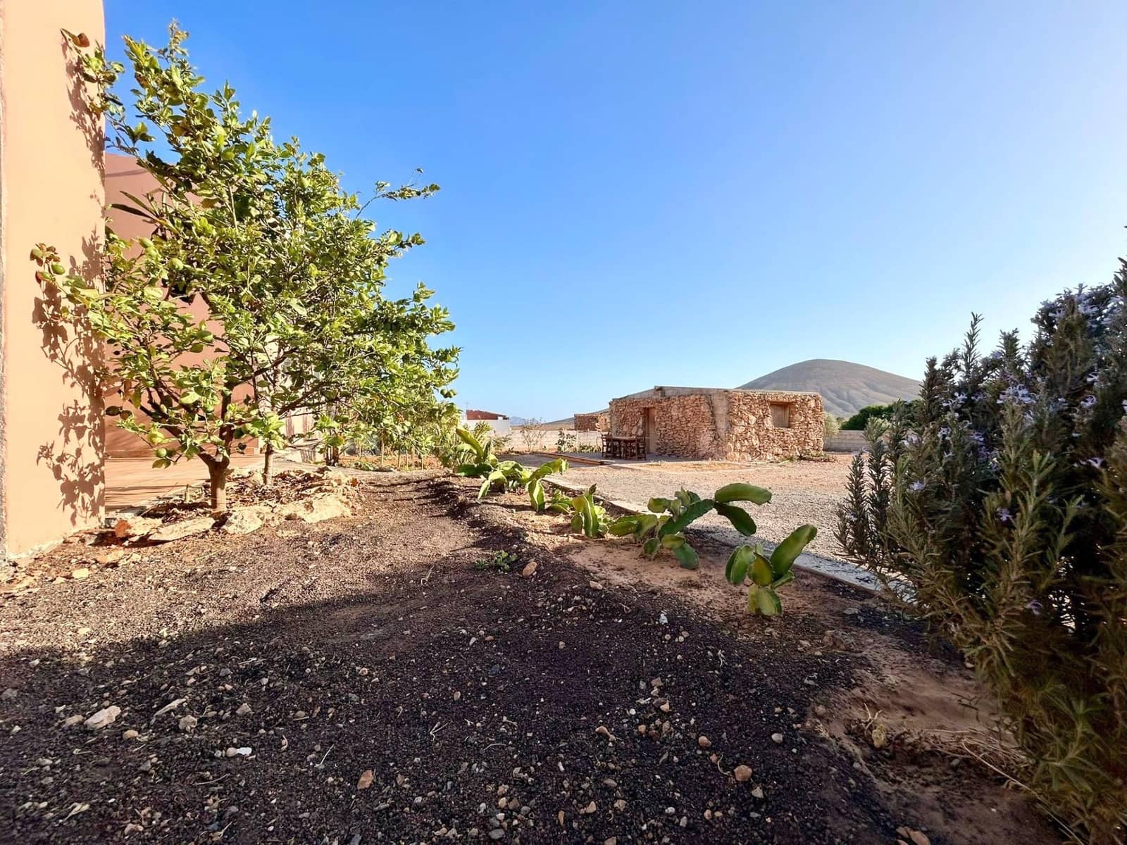 3 makuuhuone Maalaistalo myytävänä paikassa Tuineje - 425 000 € (Ref: 9602784)