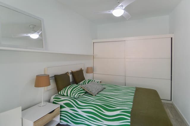 1 Zimmer Apartment zu vermieten in San Bartolomé de Tirajana mit Pool - 870 € (Ref: 9602786)