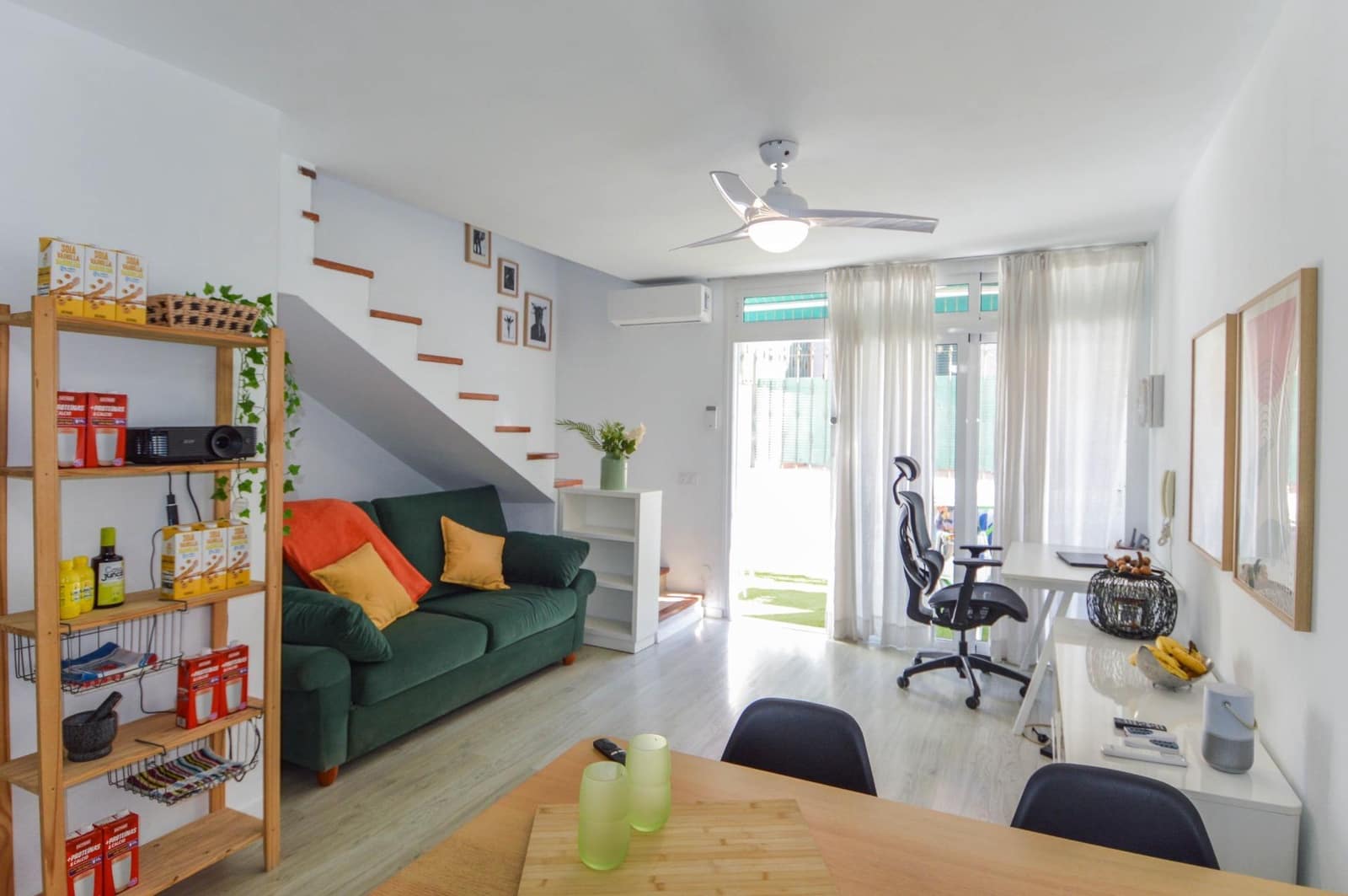 1 Zimmer Apartment zu vermieten in San Bartolome de Tirajana mit Pool - 870 € (Ref: 9602786)