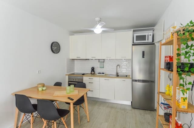 1 Zimmer Apartment zu vermieten in San Bartolomé de Tirajana mit Pool - 870 € (Ref: 9602786)