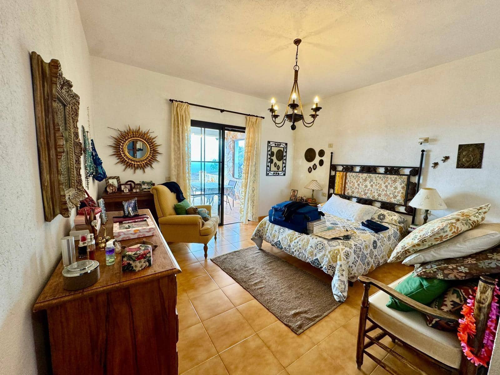 Chalet de 3 habitaciones en Yaiza en venta con garaje - 920.000 € (Ref: 9602794)