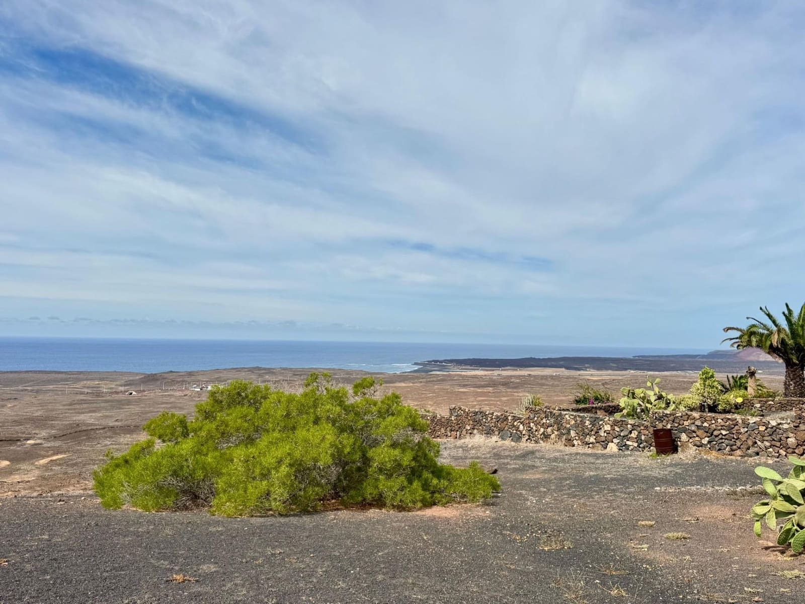 Chalet de 3 habitaciones en Yaiza en venta con garaje - 920.000 € (Ref: 9602794)