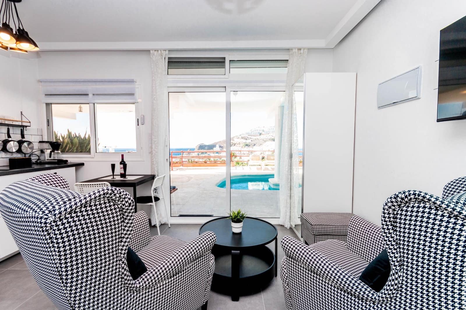 Leilighet til salgs i Puerto Rico - € 199 000 (Ref: 9602796)