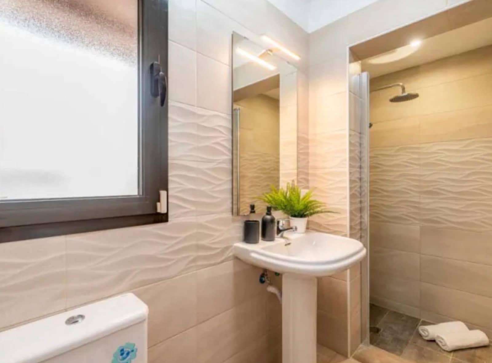 Chalet de 3 habitaciones en Playa Blanca en venta con piscina - 460.000 € (Ref: 9602798)