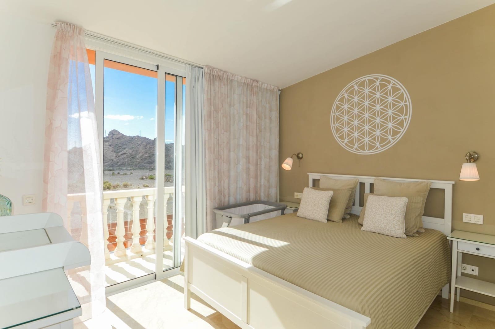 2 slaapkamer Appartement te koop in Mogan met zwembad garage - € 380.000 (Ref: 9602799)