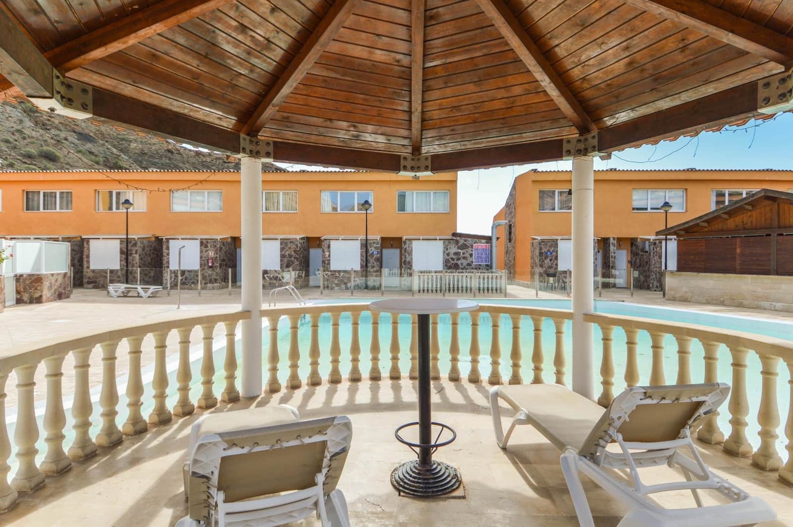 2 slaapkamer Appartement te koop in Mogan met zwembad garage - € 380.000 (Ref: 9602799)