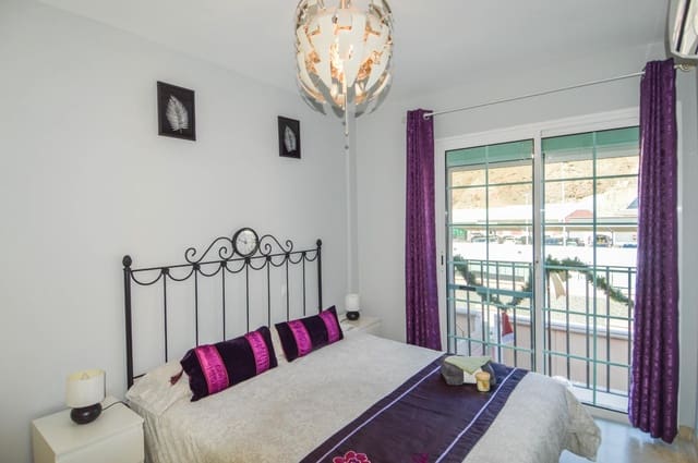 2 soverom Leilighet til leie i Mogán med svømmebasseng garasje - € 1 400 (Ref: 9602806)