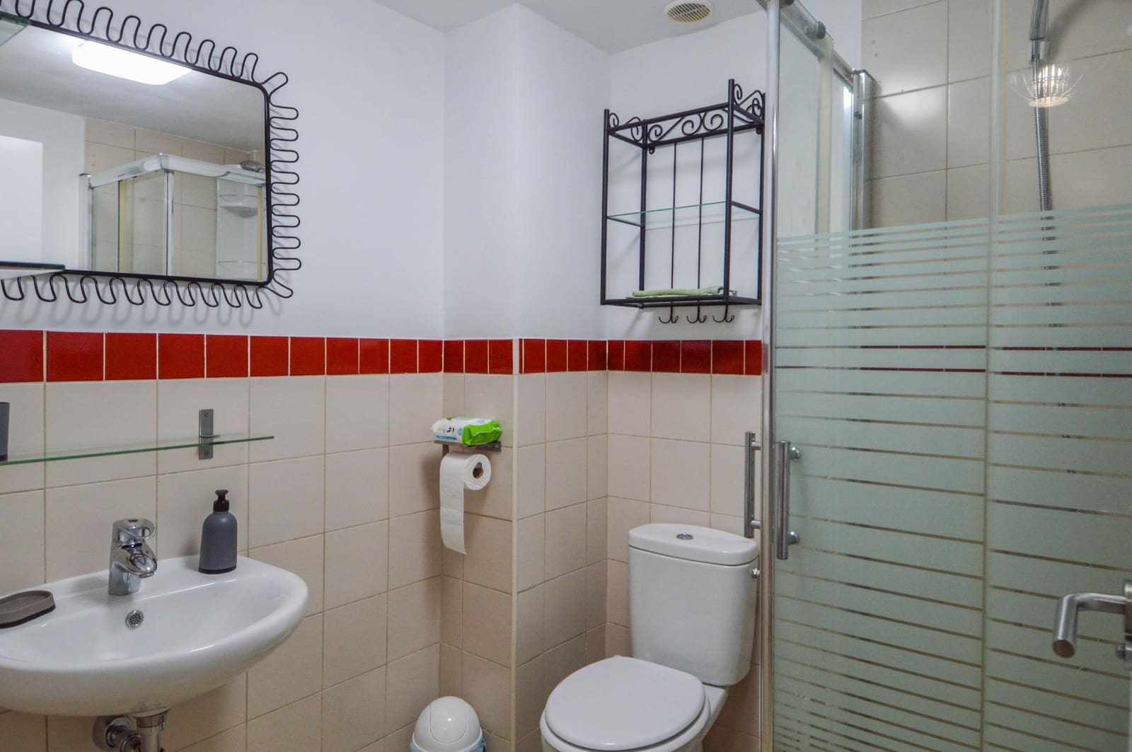 2 soverom Leilighet til leie i Mogan med svømmebasseng garasje - € 1 400 (Ref: 9602806)