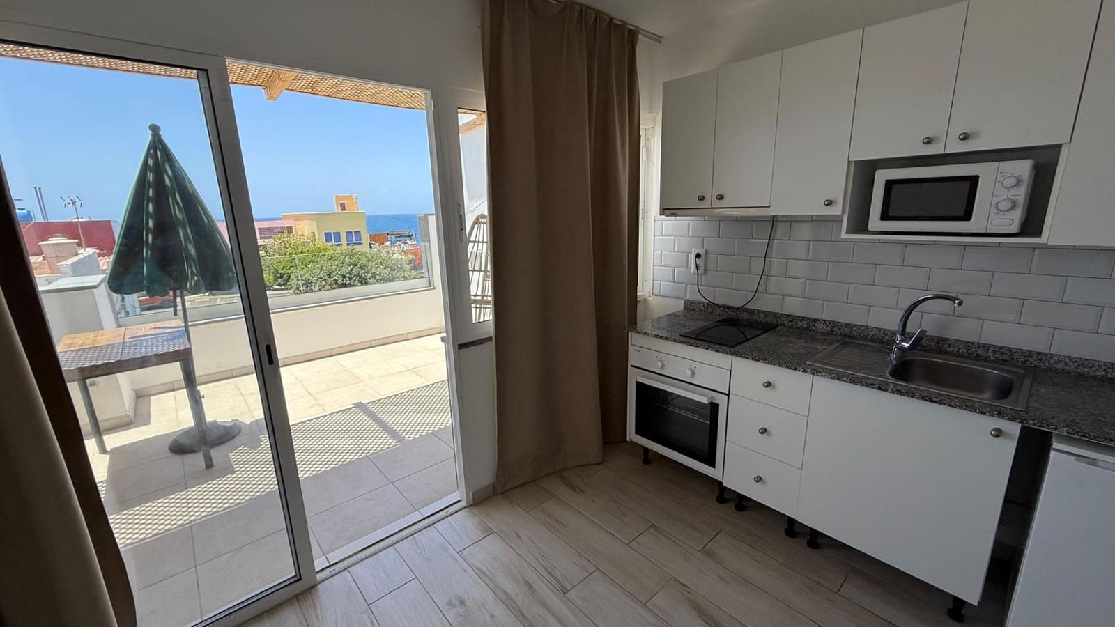 3 slaapkamer Appartement te koop in Arguineguin - € 980.000 (Ref: 9602812)