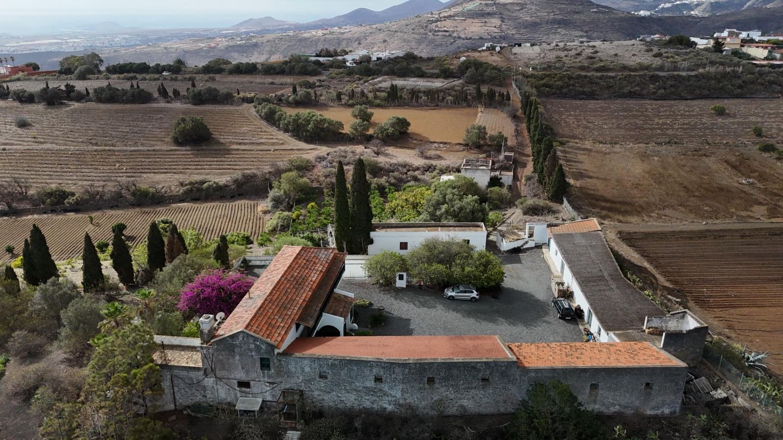 6 makuuhuone Maalaistalo myytävänä paikassa Telde - 12 000 000 € (Ref: 9602814)