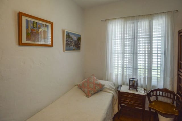 2 soverom Leilighet til leie i Mogán med svømmebasseng garasje - € 1 350 (Ref: 9602815)