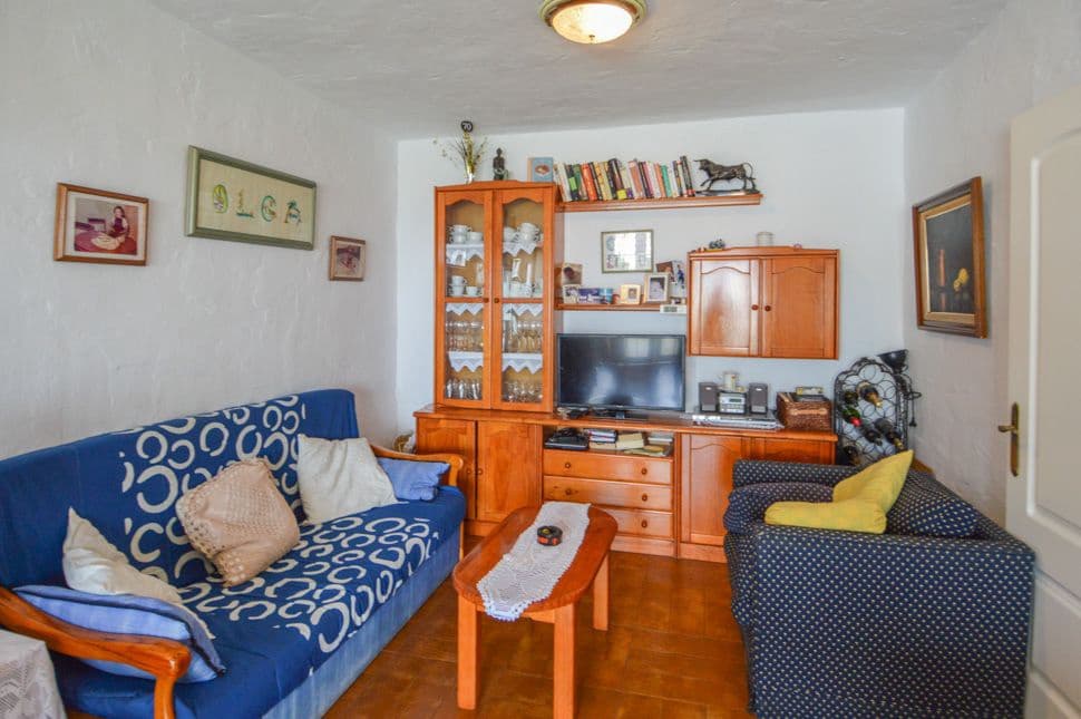 2 soverom Leilighet til leie i Mogan med svømmebasseng garasje - € 1 350 (Ref: 9602815)