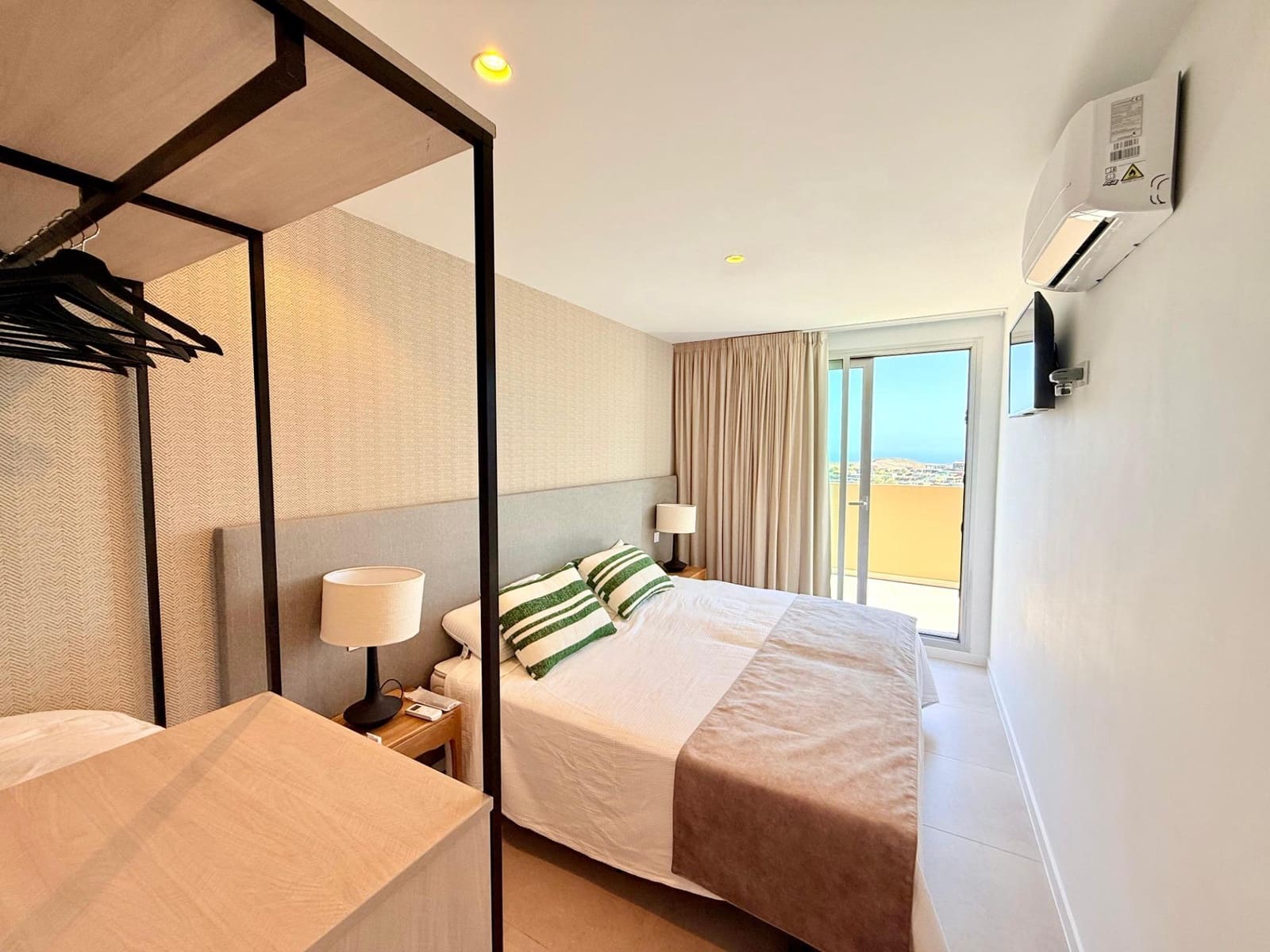 3 Zimmer Villa zu vermieten in Salobre Golf mit Garage - 4.500 € (Ref: 9602817)