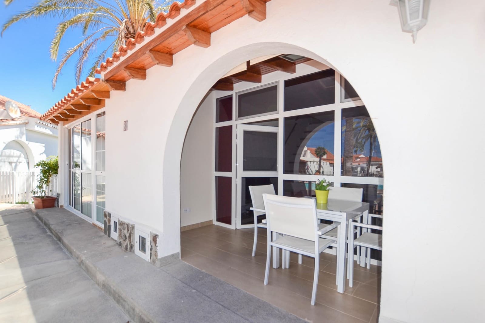 2 makuuhuone Bungalow vuokrattavana paikassa Campo Internacional mukana uima-altaan - 1 300 € (Ref: 9630147)