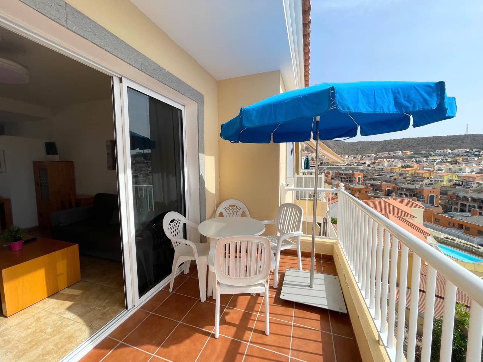 2 soveværelse Lejlighed til salg i Mogan med swimmingpool garage - € 310.000 (Ref: 9630148)
