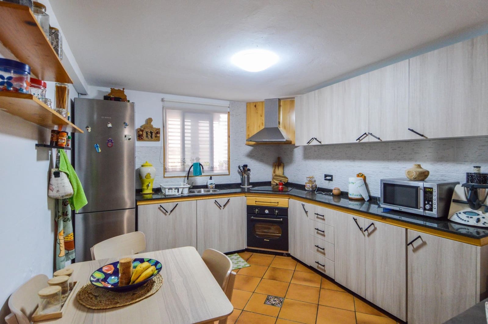 4 bedroom Finca/Country House for sale in San Bartolome de Tirajana - € 365,000 (Ref: 9645142)