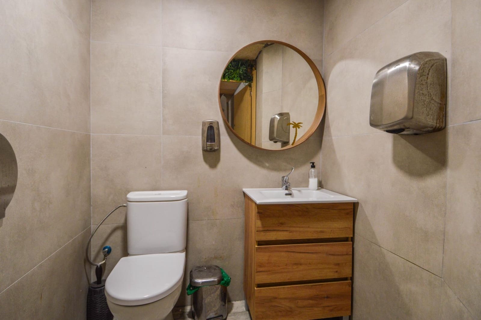 Kommersiell att hyra i Puerto Rico - 1 605 € (Ref: 9648283)