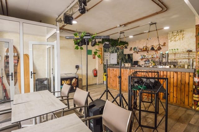 Kommersiell att hyra i Puerto Rico, Mogán - 1 605 € (Ref: 9648283)