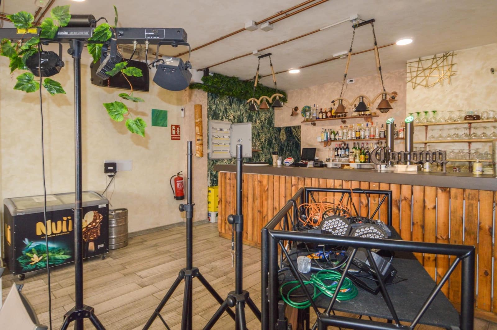 Kommersiell att hyra i Puerto Rico - 1 605 € (Ref: 9648283)