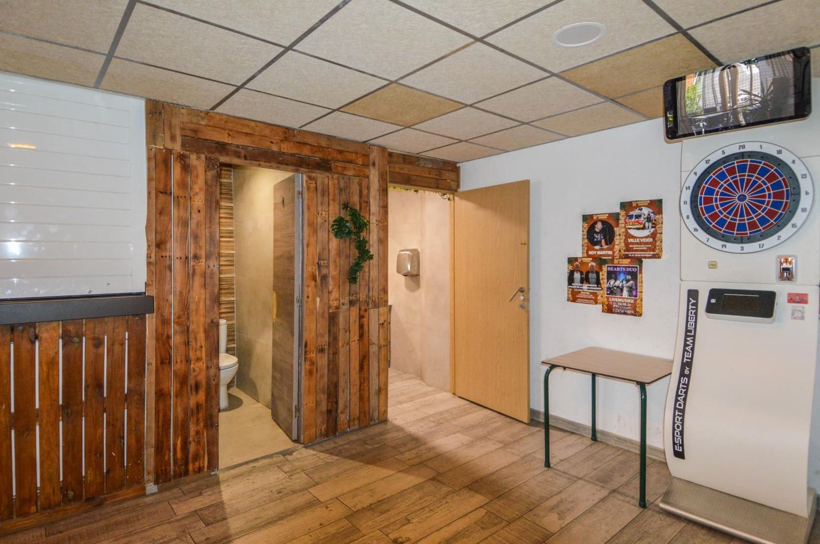 Kommersiell att hyra i Puerto Rico - 1 605 € (Ref: 9648283)