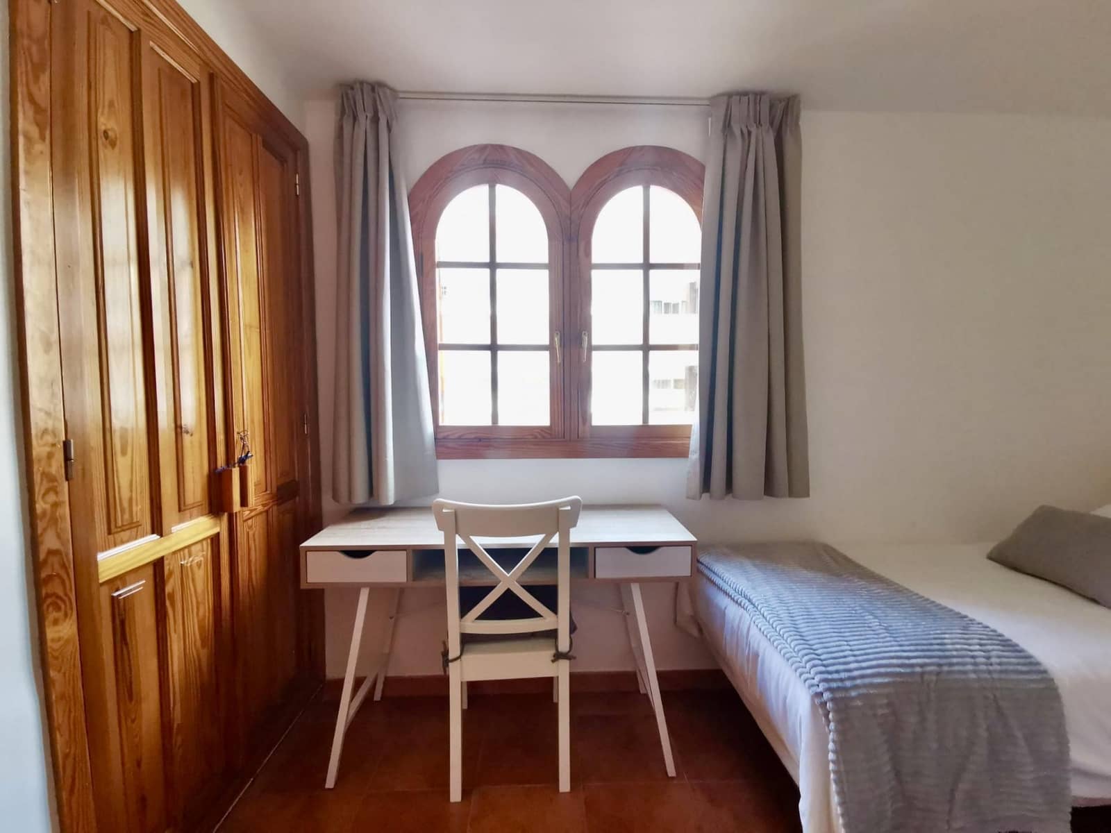 3 bedroom Bungalow for rent in Playa del Ingles with pool garage - € 1,800 (Ref: 9648284)