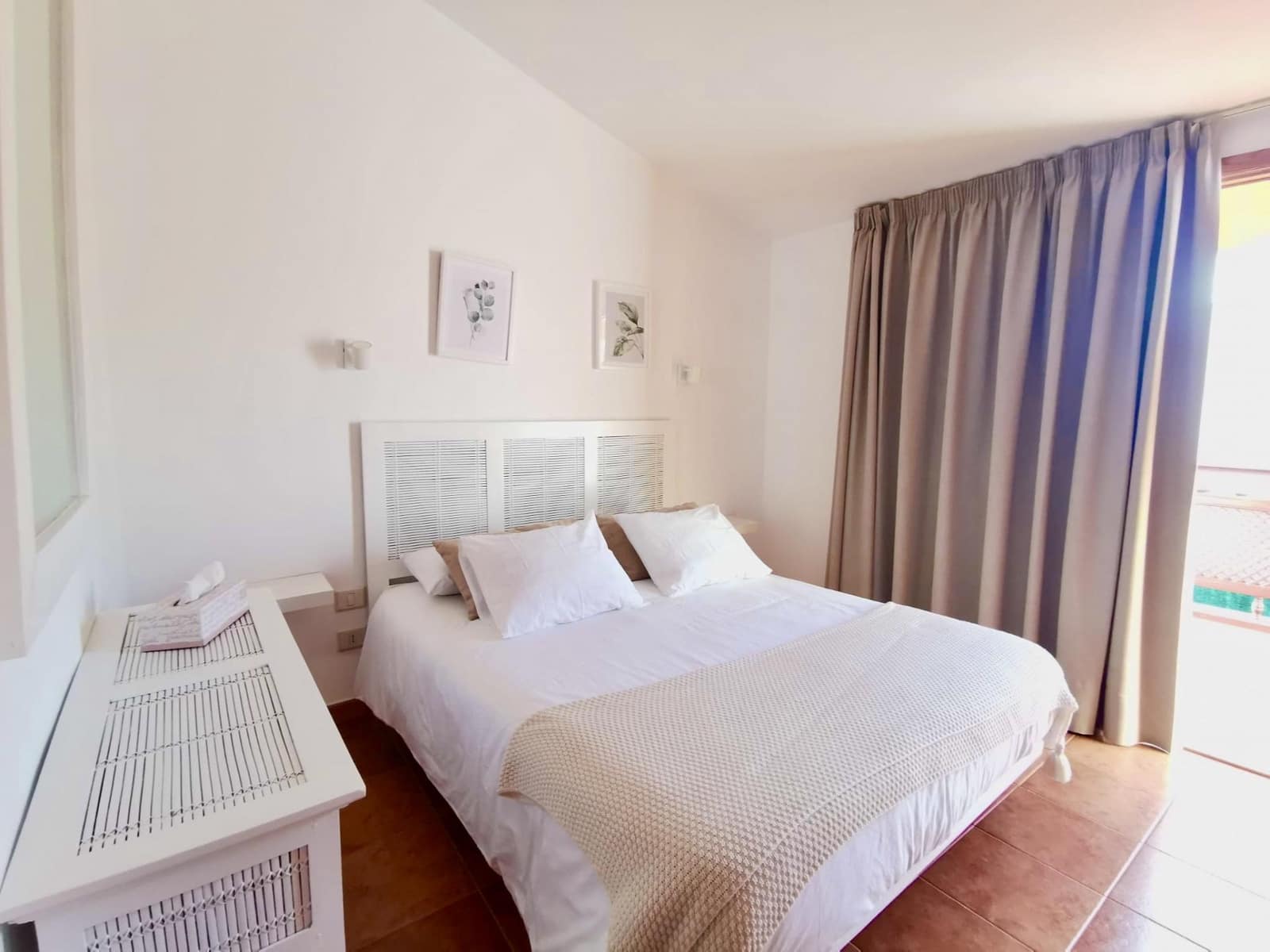 3 bedroom Bungalow for rent in Playa del Ingles with pool garage - € 1,800 (Ref: 9648284)