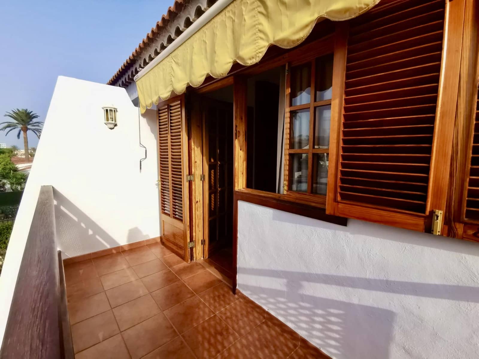 3 bedroom Bungalow for rent in Playa del Ingles with pool garage - € 1,800 (Ref: 9648284)